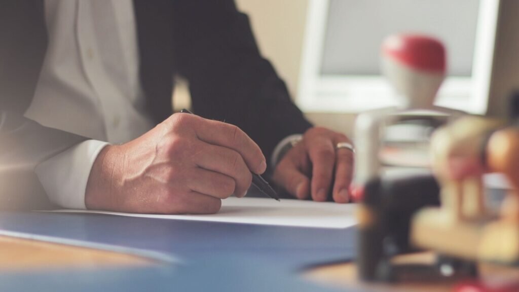 Contratto collettivo nazionale trasporti e logistica – PDF gratis da consultare